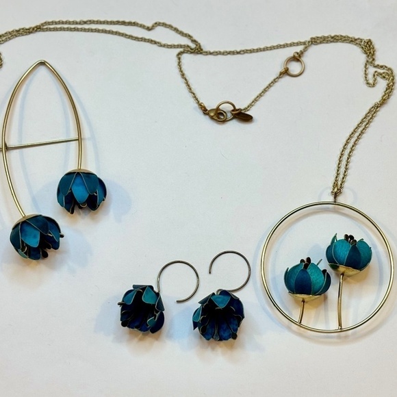 Paca Peca Parchment Jewelry Collection, Blue Bells - Picture 9 of 14